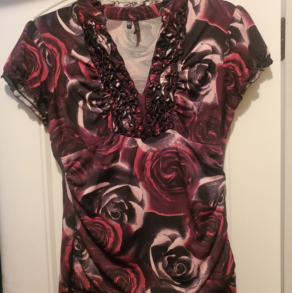 Floral print blouse